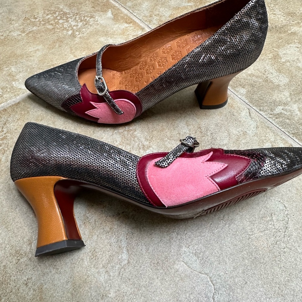 Chie Mihara style VOTO. Worn only once. Great condition, size 39.